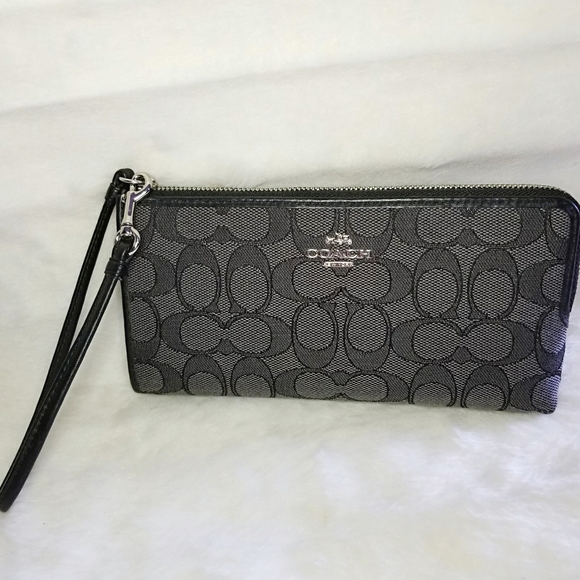 Coach Handbags - Coach Logo Cloth Zippered Wallet/Wristlet Coach Handbags - Coach Logo Cloth Zippered Wallet/Wristlet